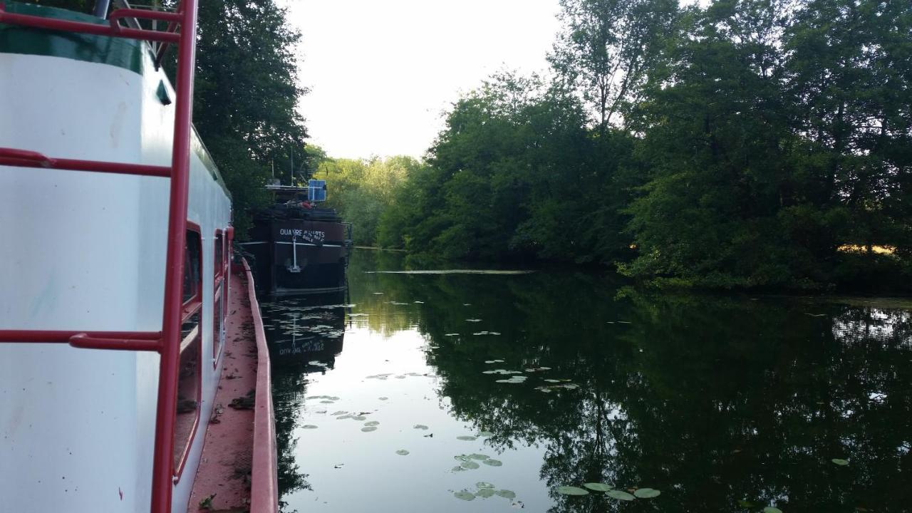 Botel La Vecchia Dole Exteriör bild